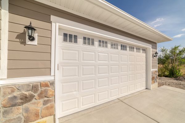 Cost of Garage Lifting in Lake Mary